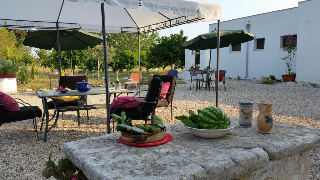 Agriturismo Occhineri 切萨雷奥港 外观 照片