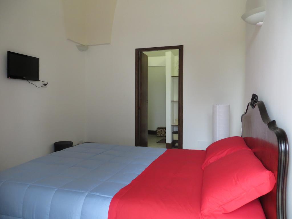 Agriturismo Occhineri 切萨雷奥港 客房 照片